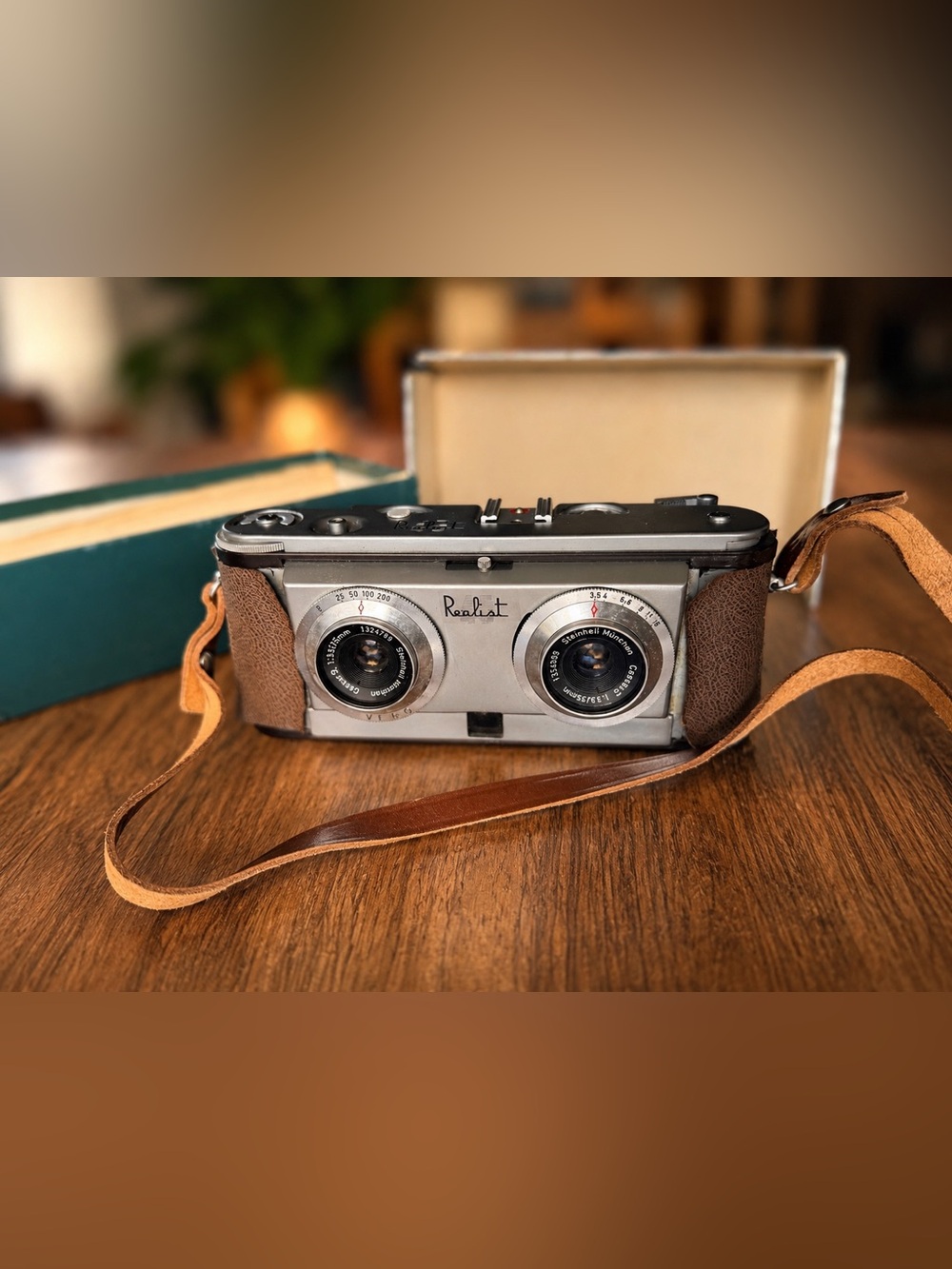 Vintage Realist Stereo Camera w/ Case Viewer 35mm Retro Collector Gear